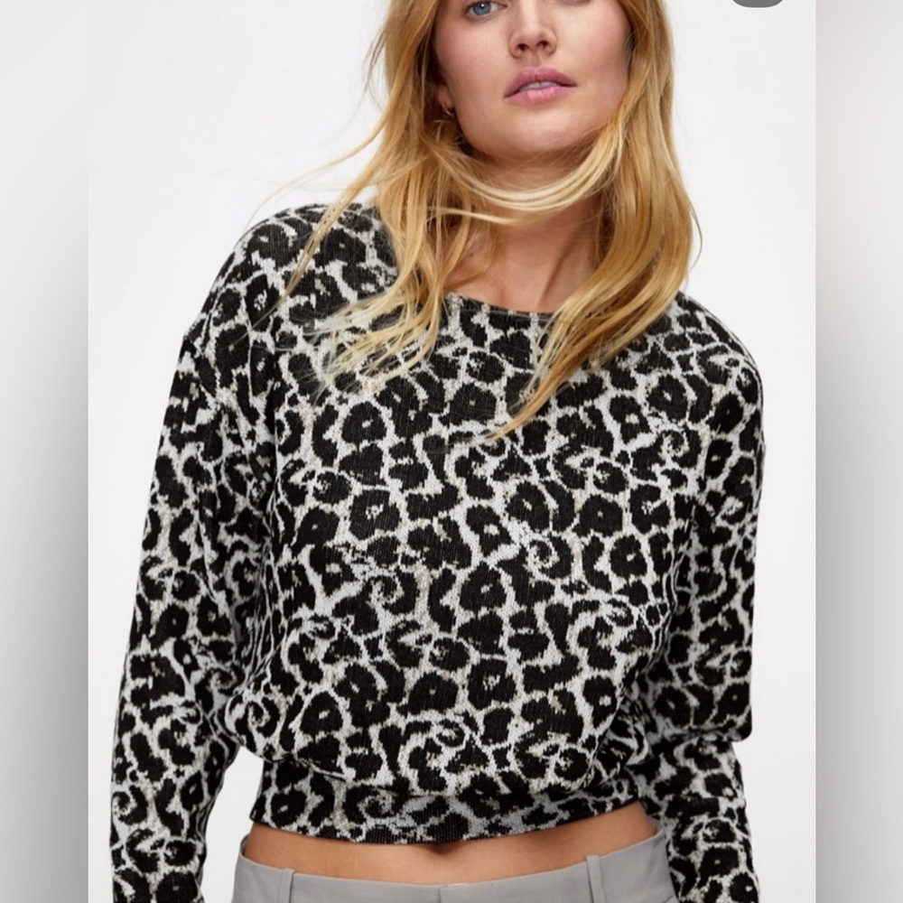 Zara Black and White Crew Neck Sweater